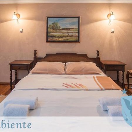 Hotel Ambiente Подгорица Экстерьер фото